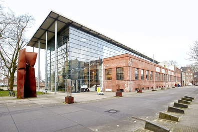 PAN kunstforum Niederrhein ist im ehemaligen Industriekomplex der Firma Lohmann untergebracht.