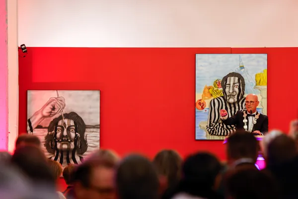 Neujahrsempfang 2025 Bürgermeister Hinze bei der Ansprache zum Neujahrsempfang im PAN kunstforum Niederrhein. (Foto: Axel Breuer, Plan B-Fotografie)
