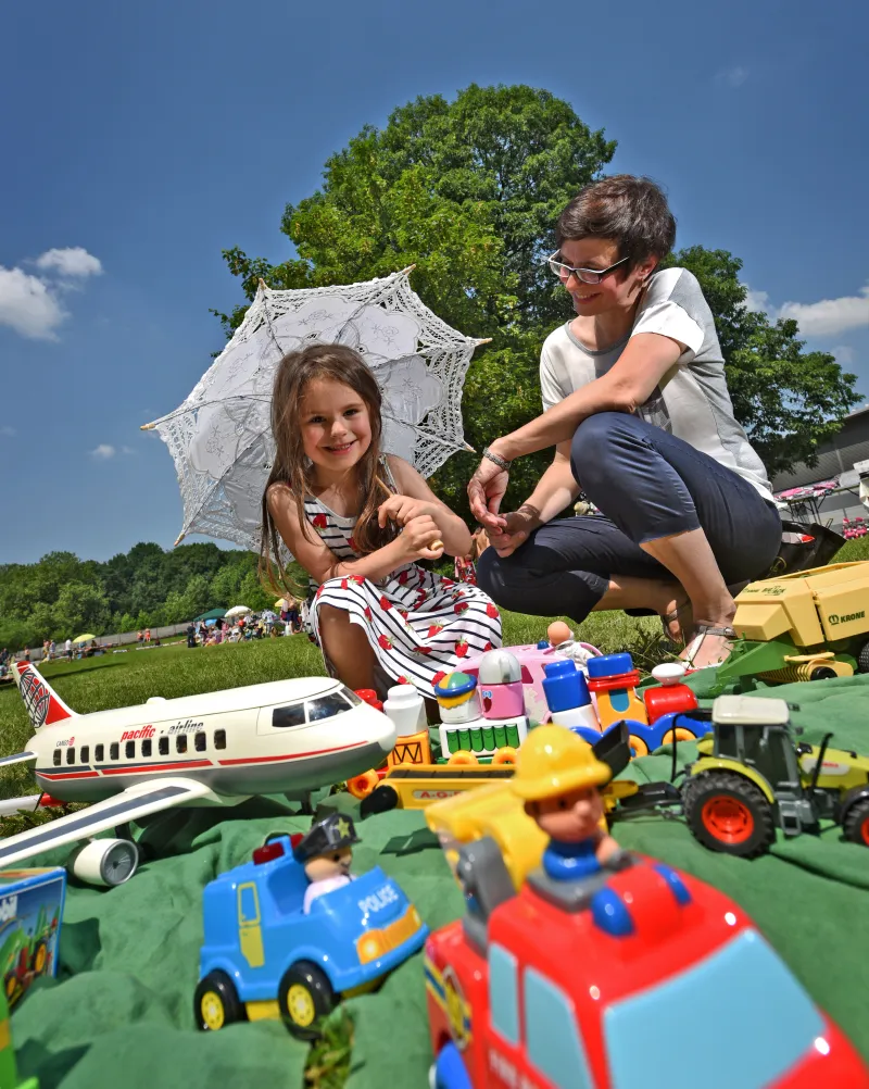 Kindertrödelmarkt am Embricana 