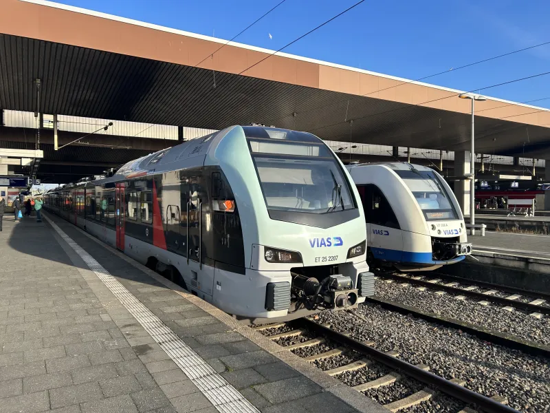 VIAS im Düsseldorfer Hauptbahnhof (Copyright: VIAS Barth) VIAS im Düsseldorfer Hauptbahnhof (Copyright: VIAS Barth)